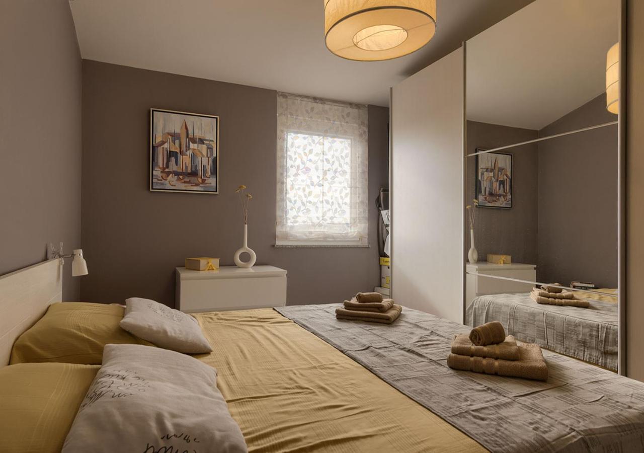 Apartment Leki - Newly Renovated, Modern City Spot พูลา ภายนอก รูปภาพ
