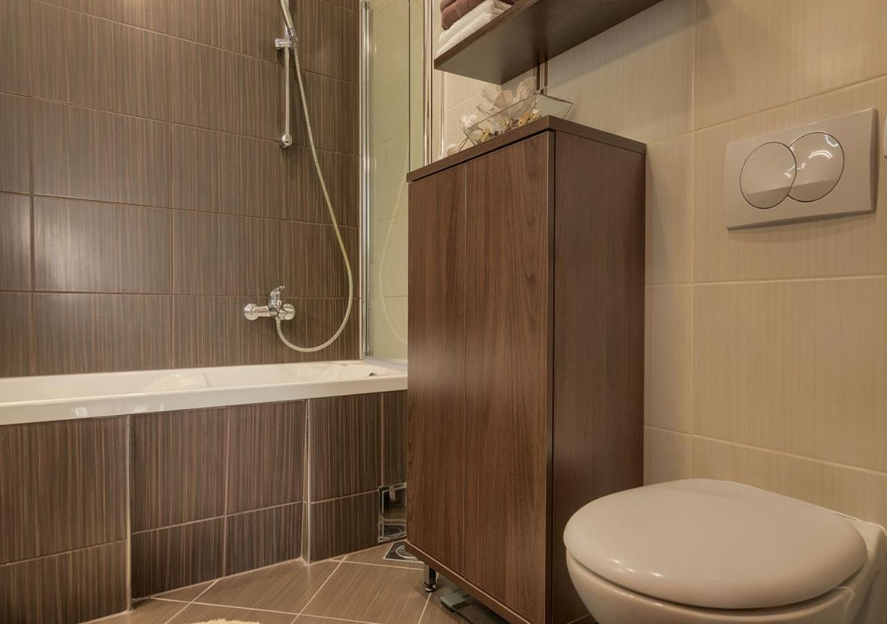 Apartment Leki - Newly Renovated, Modern City Spot พูลา ภายนอก รูปภาพ
