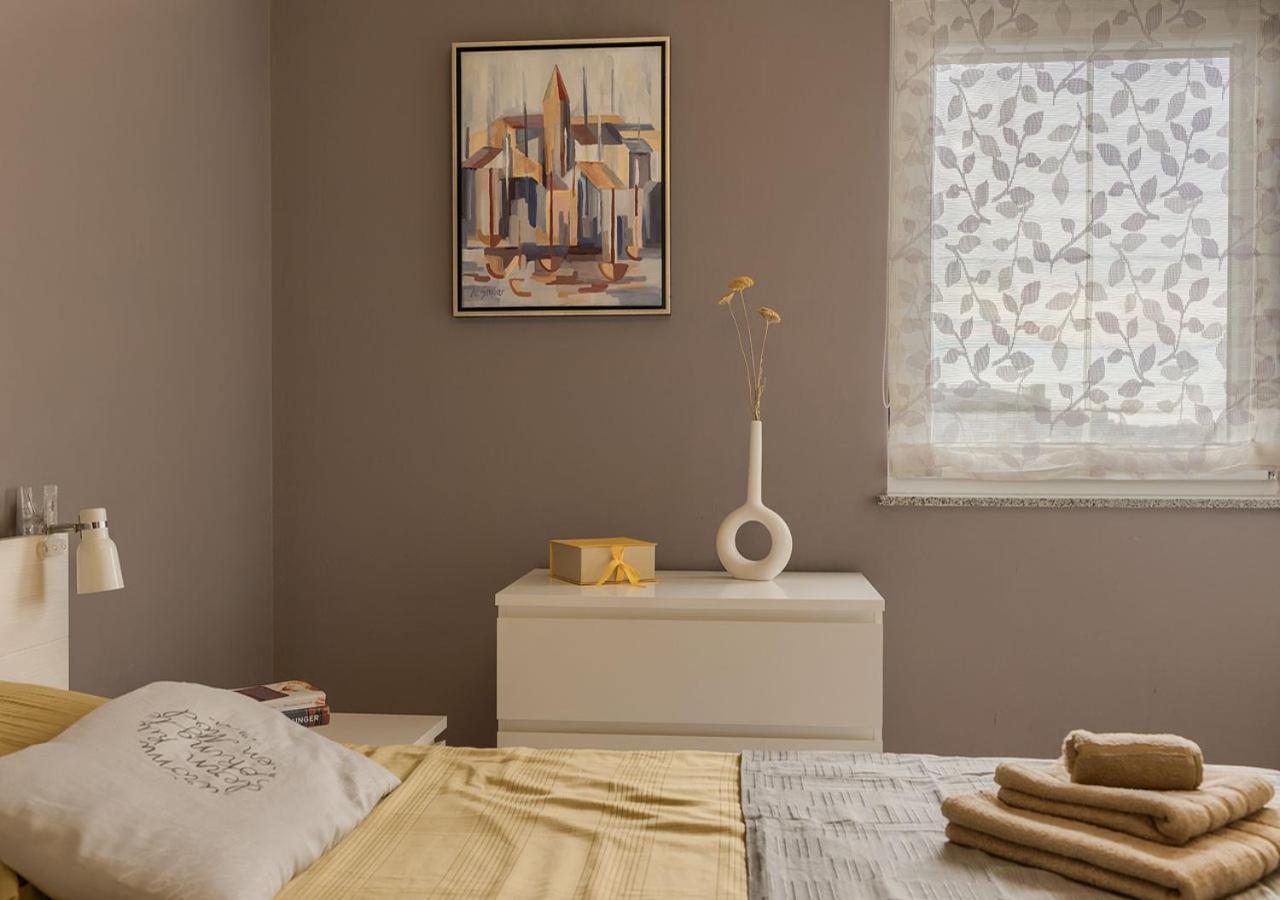 Apartment Leki - Newly Renovated, Modern City Spot พูลา ภายนอก รูปภาพ